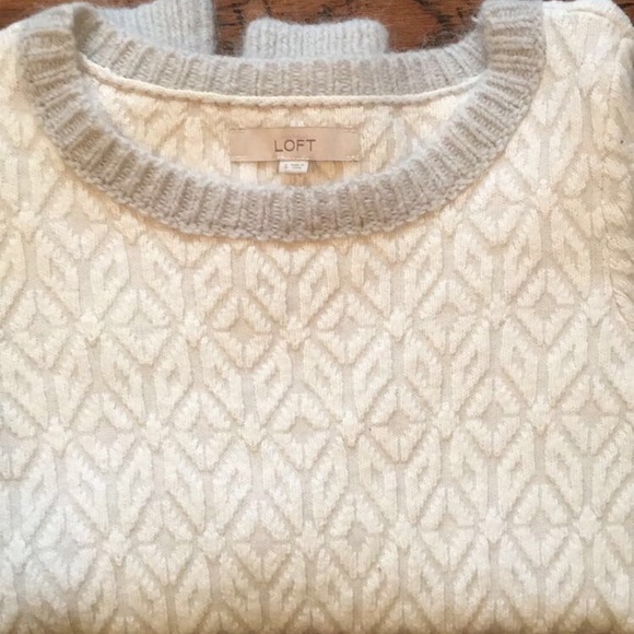 Loft sweater| S - Picture 2 of 3